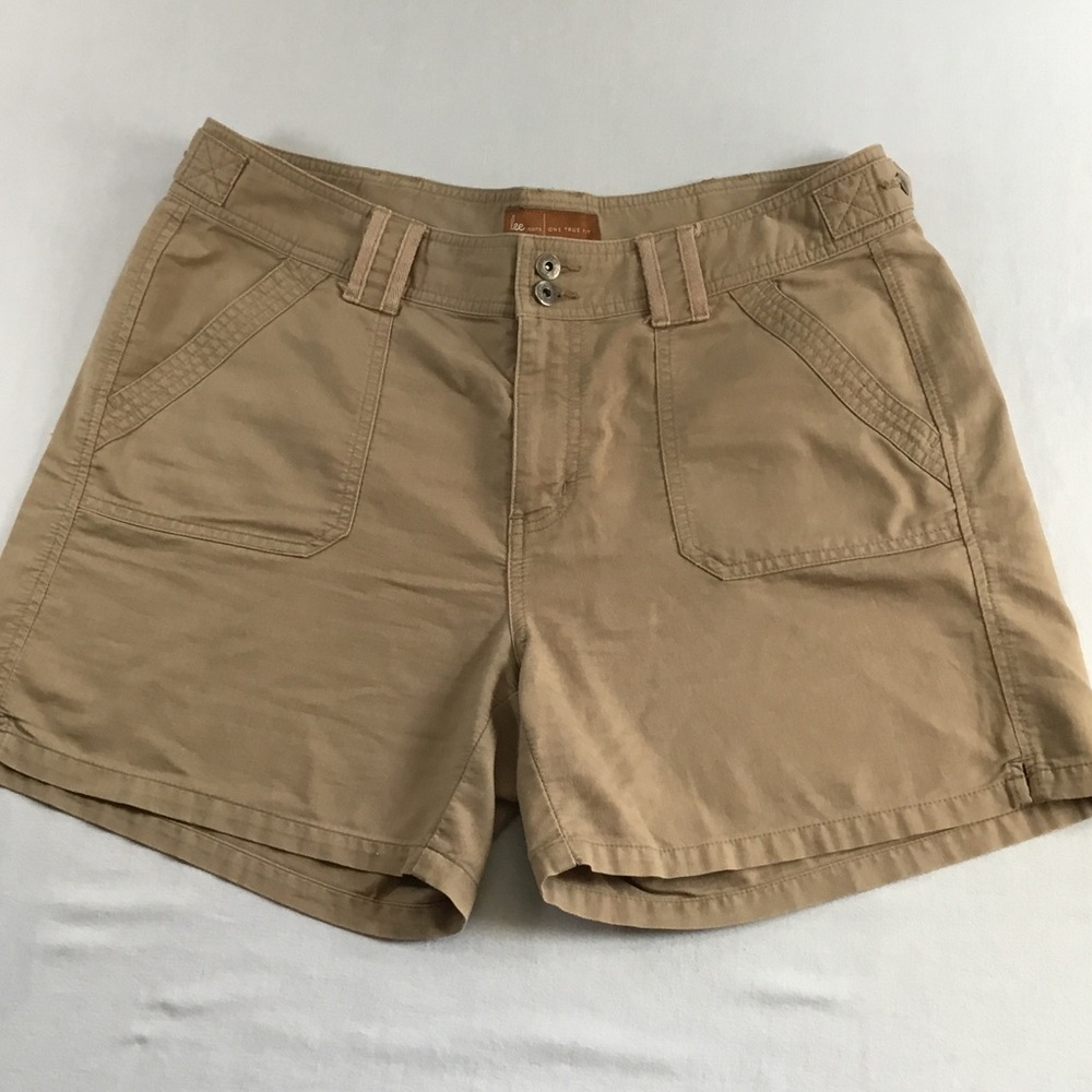Lee Women’s Classic Tan Utility Shorts Cotton Pockets Size 11/12